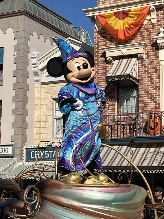 BREAKING: Magic Happens Returns to Disneyland Park February 2, 2024