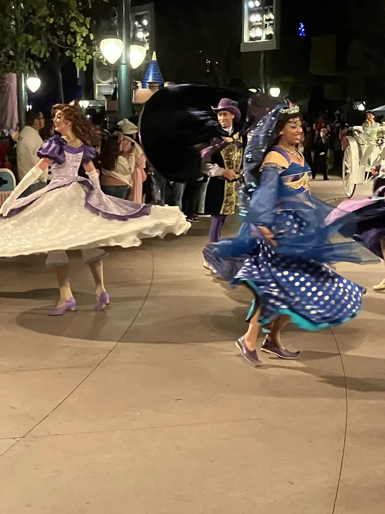 Disneyland After Dark Sweethearts' Nite Royal Cavalcade Agrabah Dancers 2