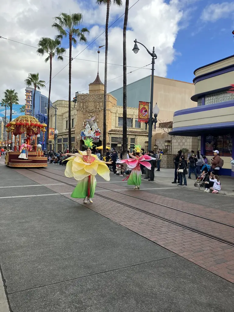 Mulan's Lunar New Year Procession on Hollywood Boulevard-14