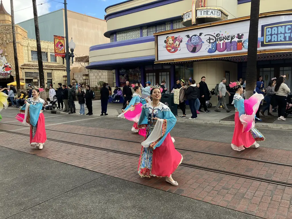 Mulan's Lunar New Year Procession on Hollywood Boulevard-31