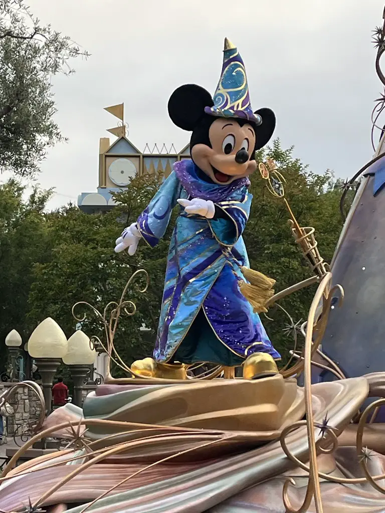 Magic Happens Photo Series at Disneyland - 1
