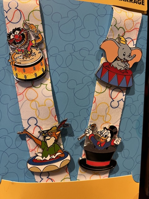 Disney Pins Starter Set