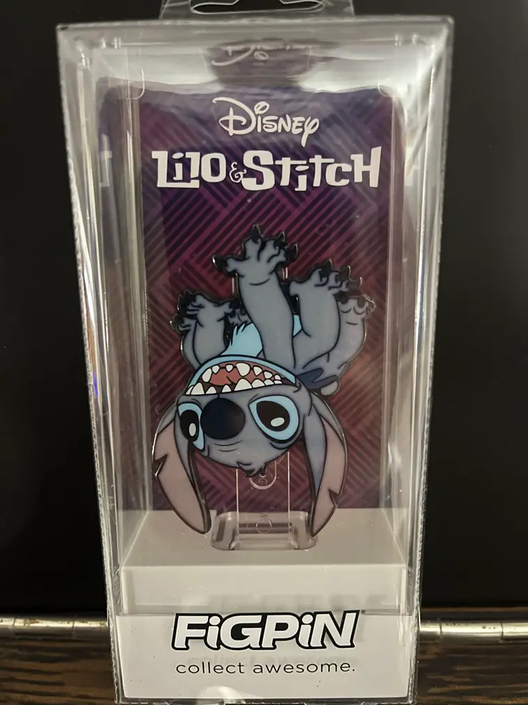 Disney Stitch FiGPiN WonderCon Exclusive Limited Edition Pin Front
