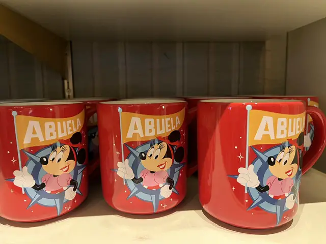 Minnie Mouse ''Abuela'' Mug