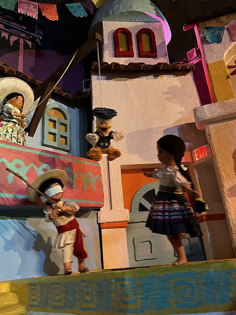 Gran Fiesta Tour Starring The Three Caballeros at EPCOT - 7