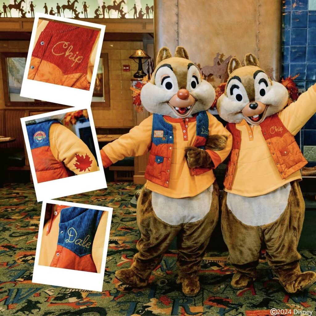 Chip n Dale at Mickey's Autumn Adventures at Storytellers Cafe