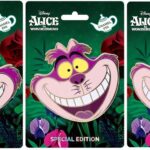 Disney Alice in Wonderland Cheshire Cat Portrait Series Collectible Pin Special Edition 300