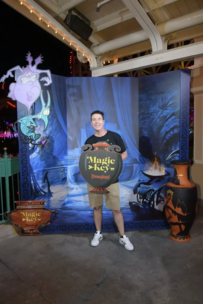 Disneyland Magic Key Photo at Oogie Boogie Bash