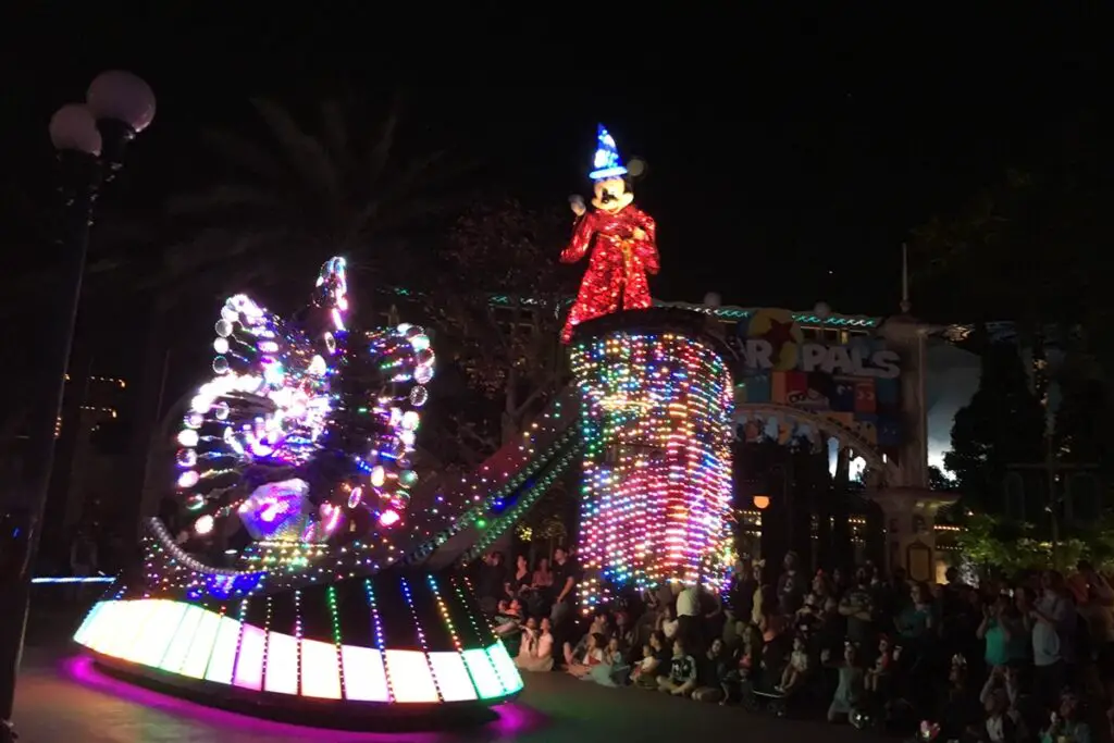 Disneyland Paint the Night Parade - Sorcerer Mickey Mouse