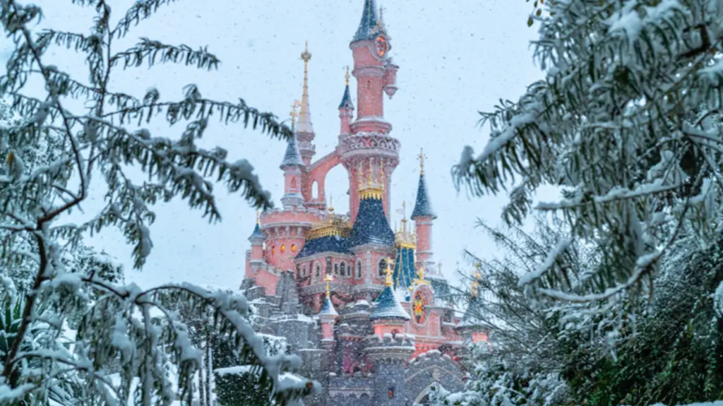 First Snowfall of the Season at Disneyland Paris