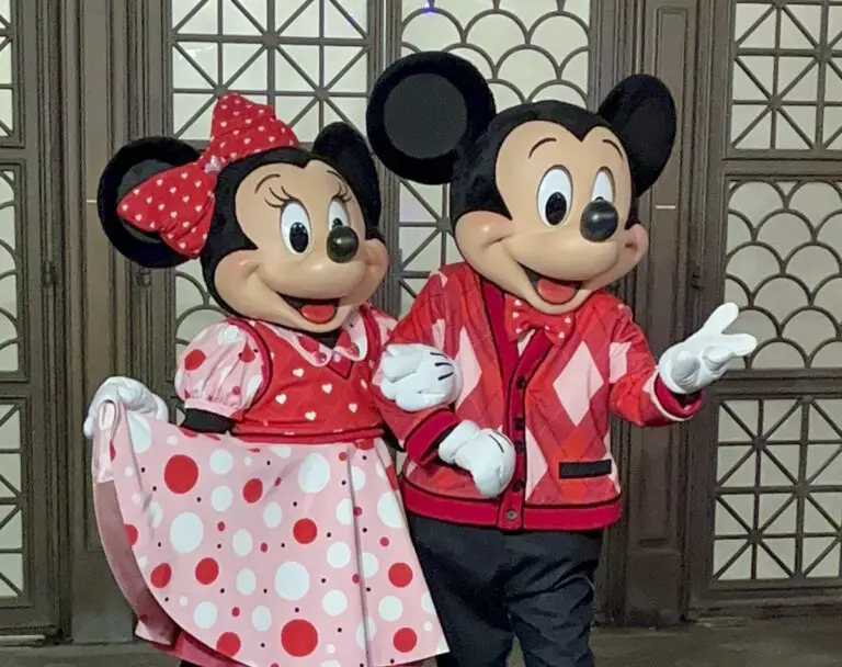 Tips for visiting Disneyland in February - Sweethearts' Nite