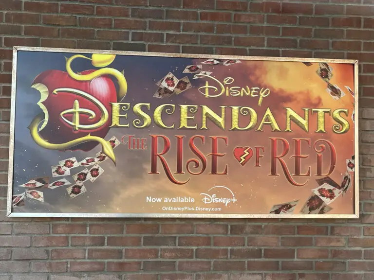 Disney Descendants The Rise of Red