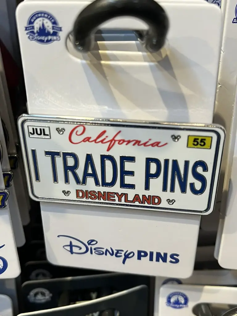 California I Trade Pins Disneyland 55