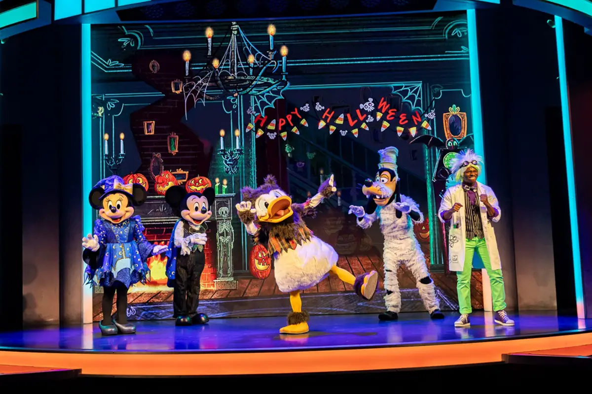 Mickey’s Trick and Treat Halloween Show