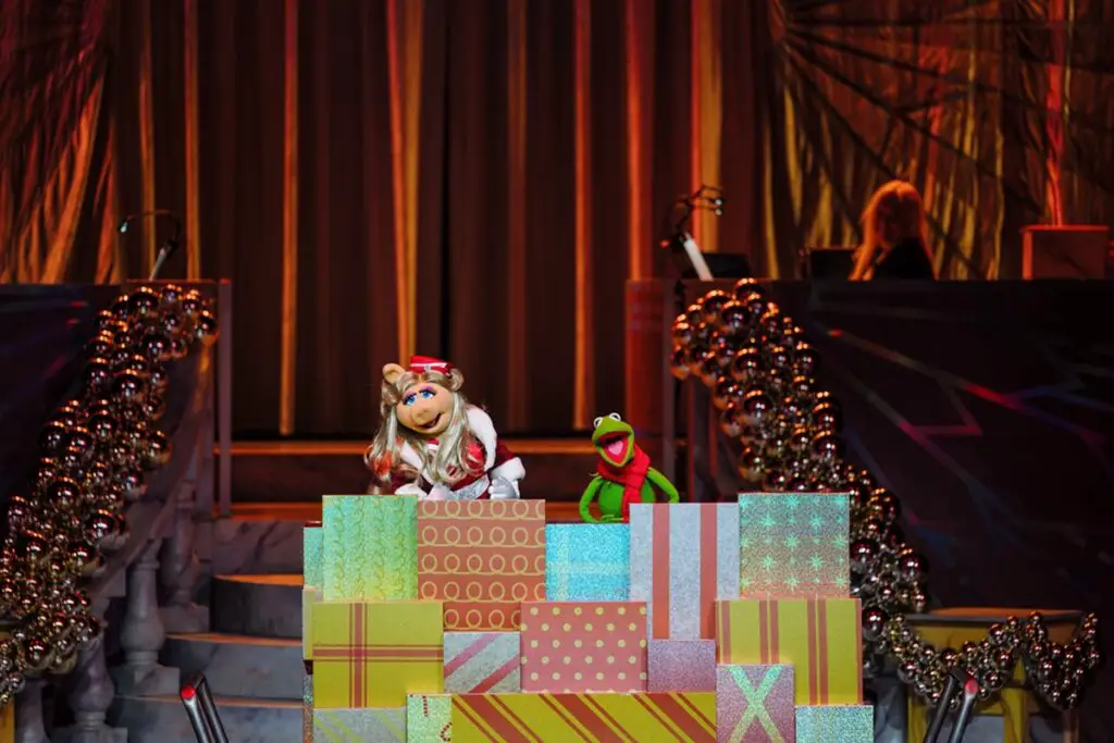 Muppets Jollywood Nights Disney Holidays in Hollywood Show