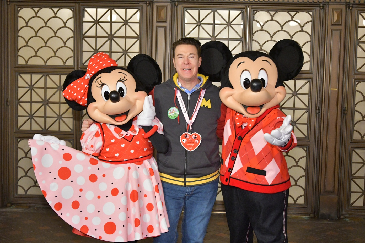 Disneyland Sweethearts Nite Mickey Mouse and Minnie Mouse with Disney Mouseketeer