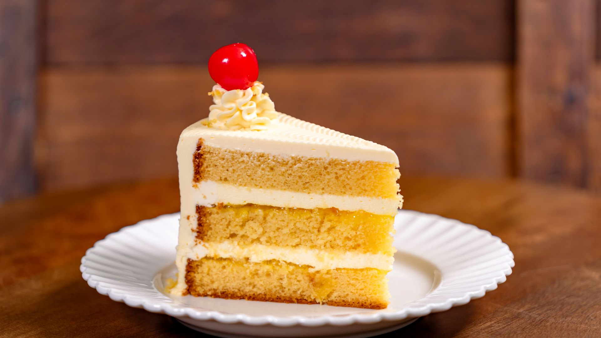 Pineapple-Upside-Down-Cake-at-Plaza-Inn