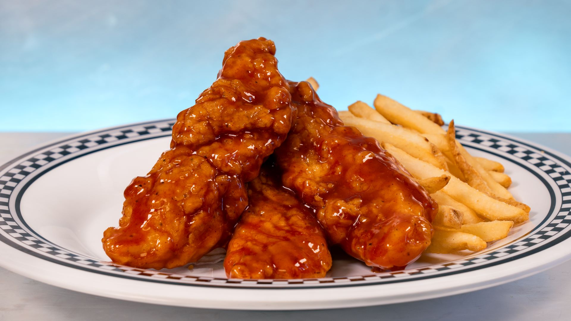 Tuned-Up-Chicken-Fenders-at-Flos-V8-Cafe