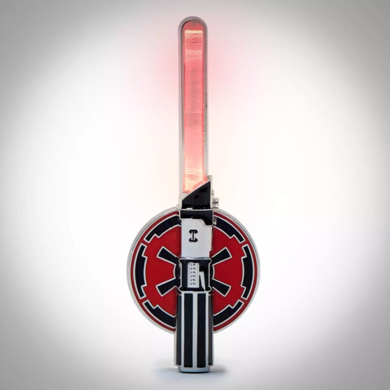 Red LIGHTSABER Light-up Pin – Star Wars Lightsaber