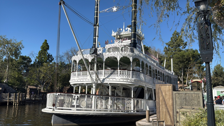 Mickey's Park Rangers Scavenger Hunt at Disneyland this Summer