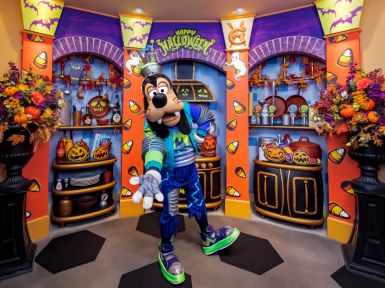 Goofy’s Kitchen Celebrates Halloween