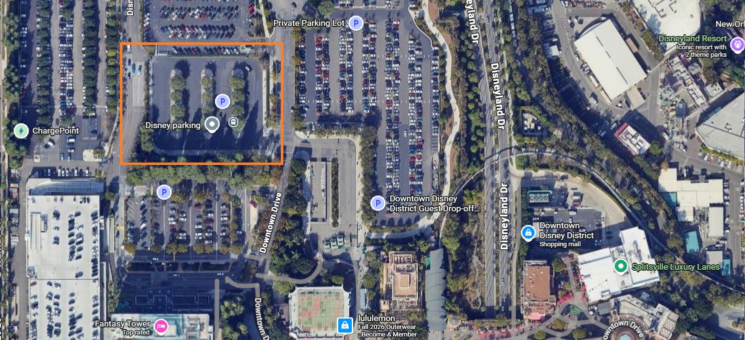 New Good Neighbor Hotel Guest Drop-off at Downtown Disney near lululemon